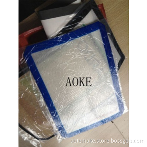 Non-slip pastry mat